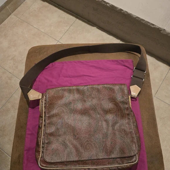 Etro Multicolor Paisley Men's Messenger Bag - Picture 1 of 11